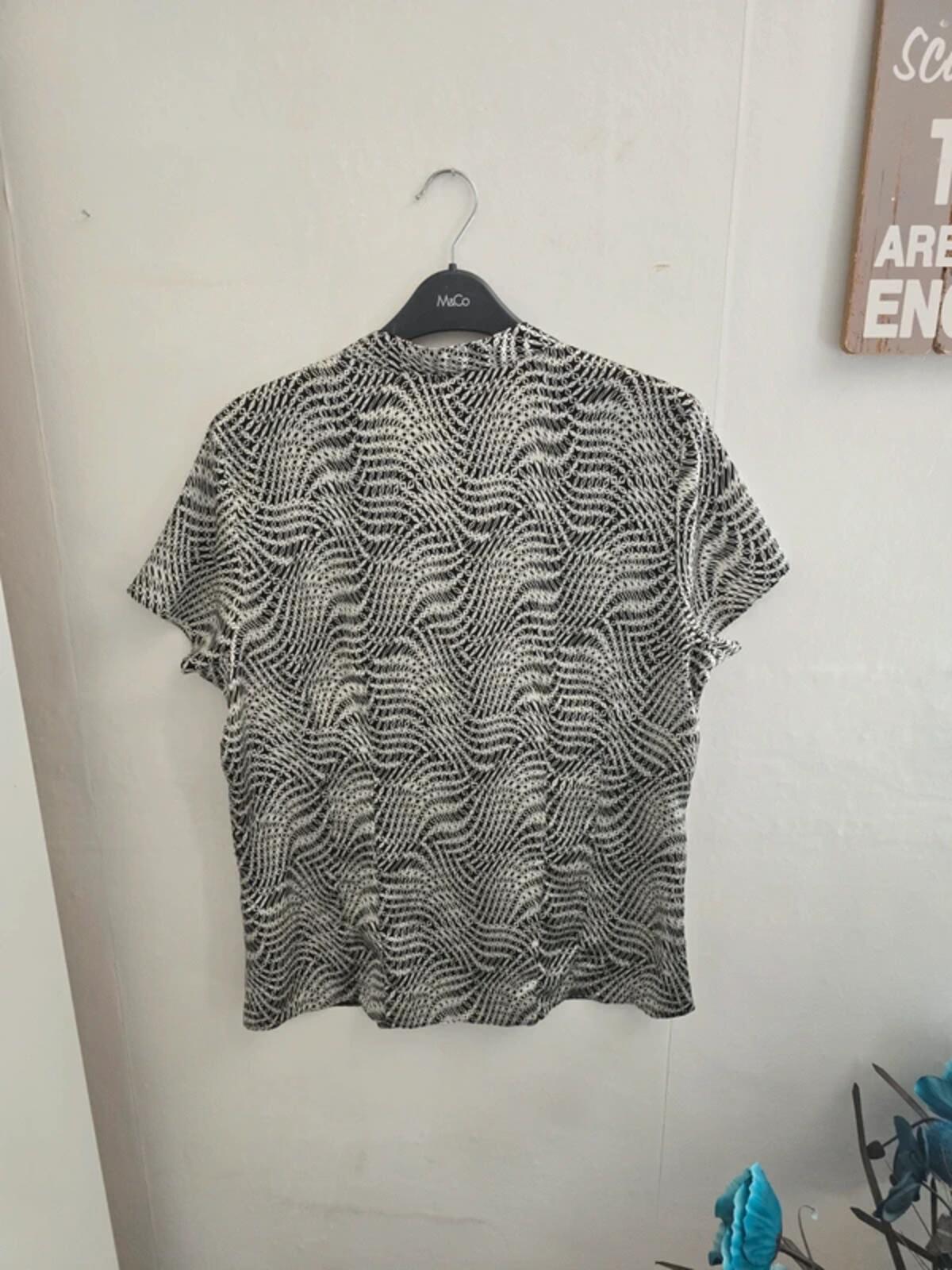 Mia Moda Black & White Silky Patterned Blouse Size 12