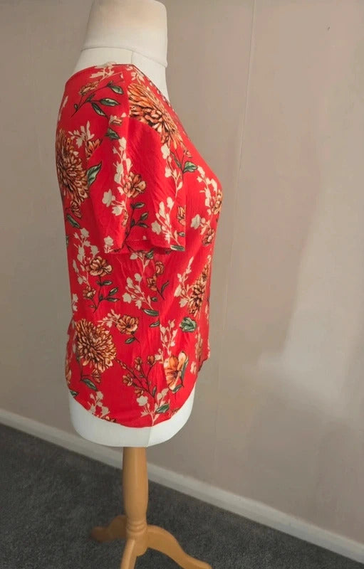 Anna Rose Red Floral Gem Collar Short Sleeved T-Shirt L Size 14-16