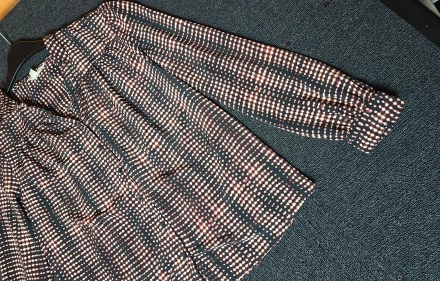 Per Una black, burgundy & white oversized patterned blouse size 10