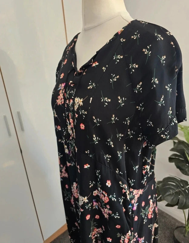 Phase Eight Black Floral Tie Front Dress Short Sleeves Size 16