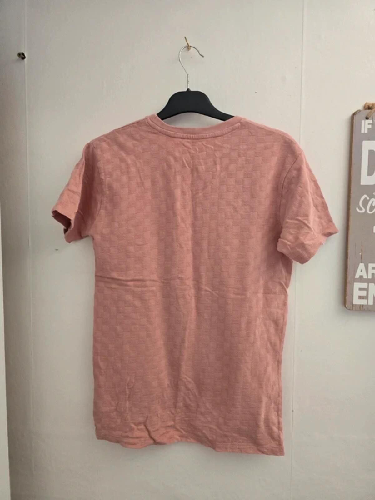 Primark Boys Pale Pink Embossed Checkerboard Vintage Sport T-Shirt Age 11-12 Years
