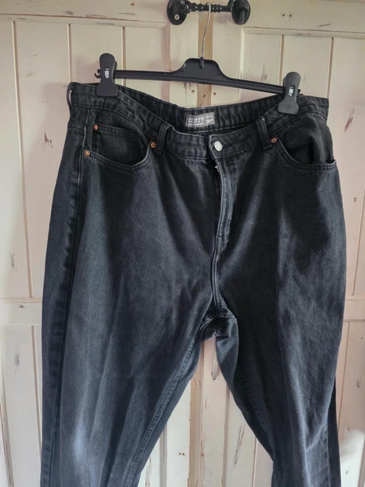 Primark Women's Black High-Waisted Slim Relaxed Cuffed Jeans Size 20