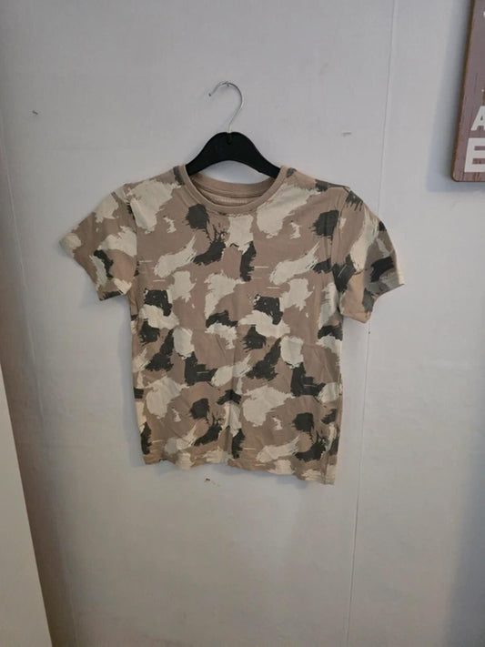 Primark Boys Beige Camouflage Print T Shirt Age 7-8 Years