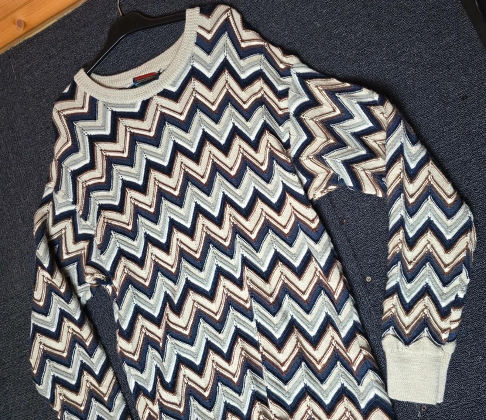 Robert Banks Jumper Beige,Brown & Navy Long Length Chevron Vintage 80s 90s