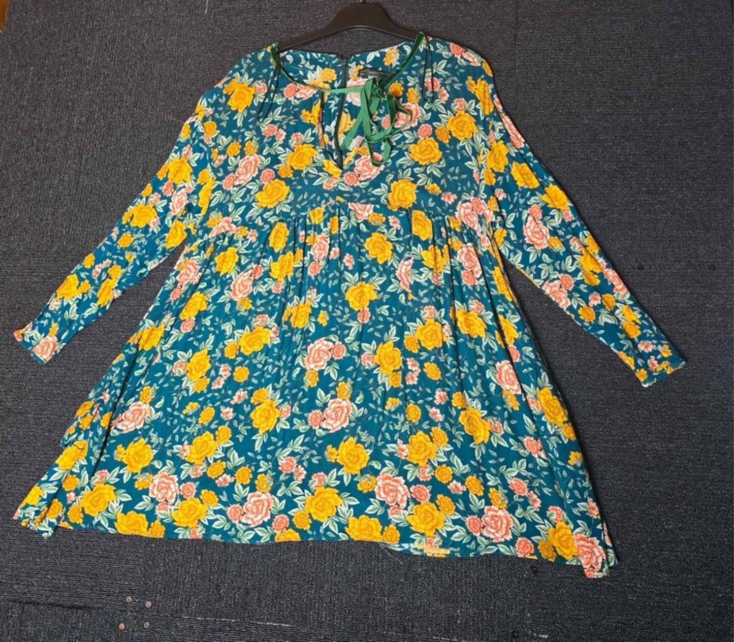 Zara multicoloured floral mini dress 3/4 sleeves M Size 10/12