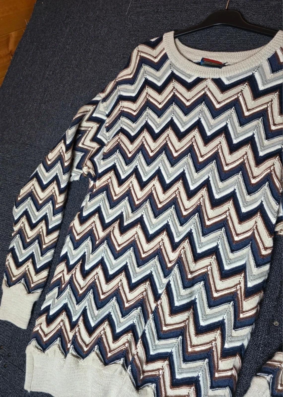 Robert Banks Jumper Beige,Brown & Navy Long Length Chevron Vintage 80s 90s