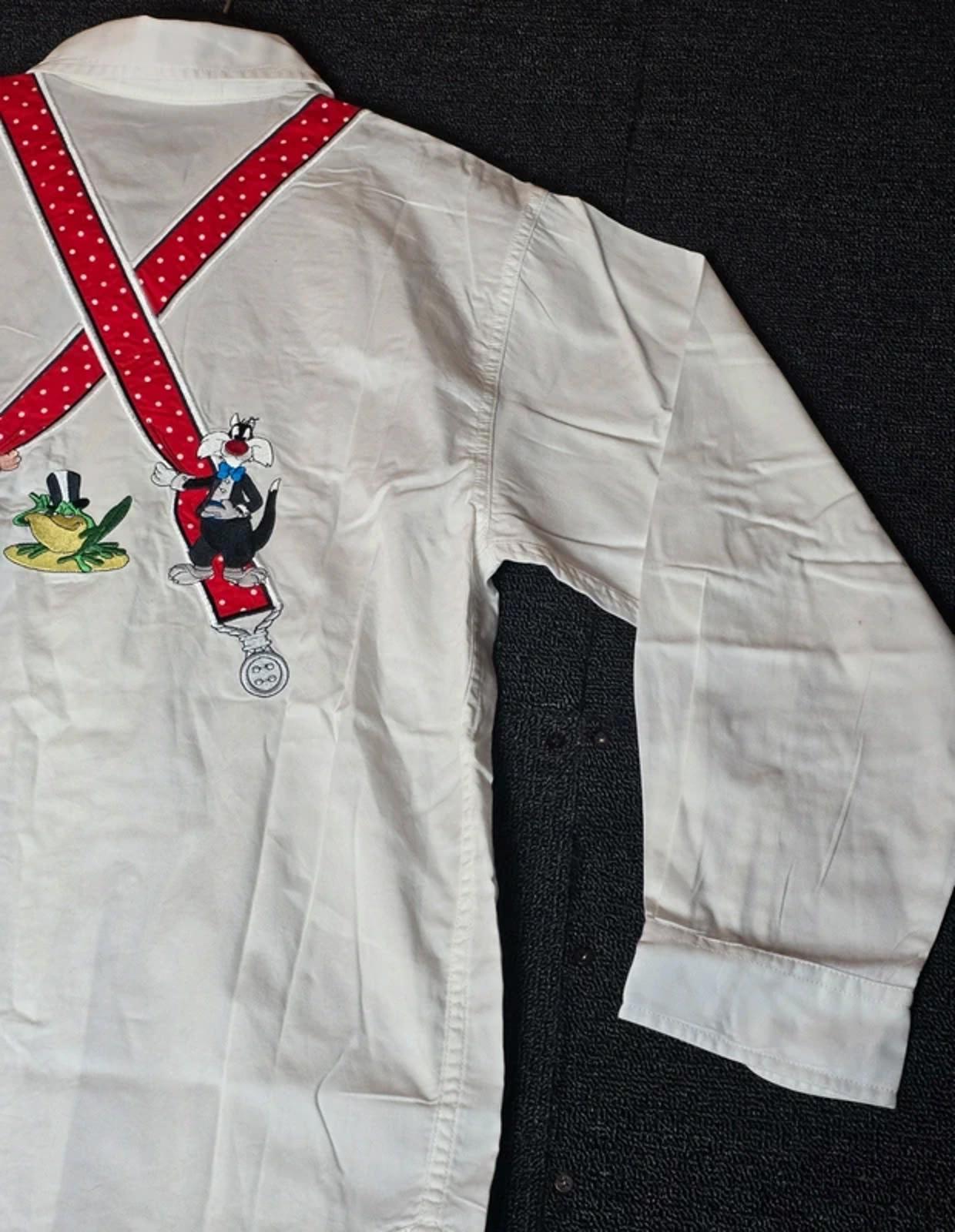 Vtg 90s Warner Bros Studio Store Looney Tunes Embroidered Shirt Small BugsBunny