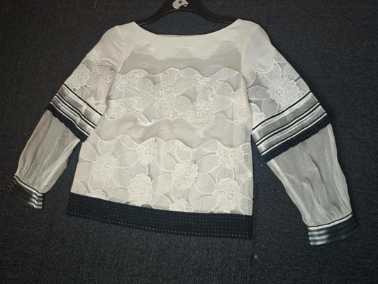 Maria Grazia Severi white & black lace floral top size 12