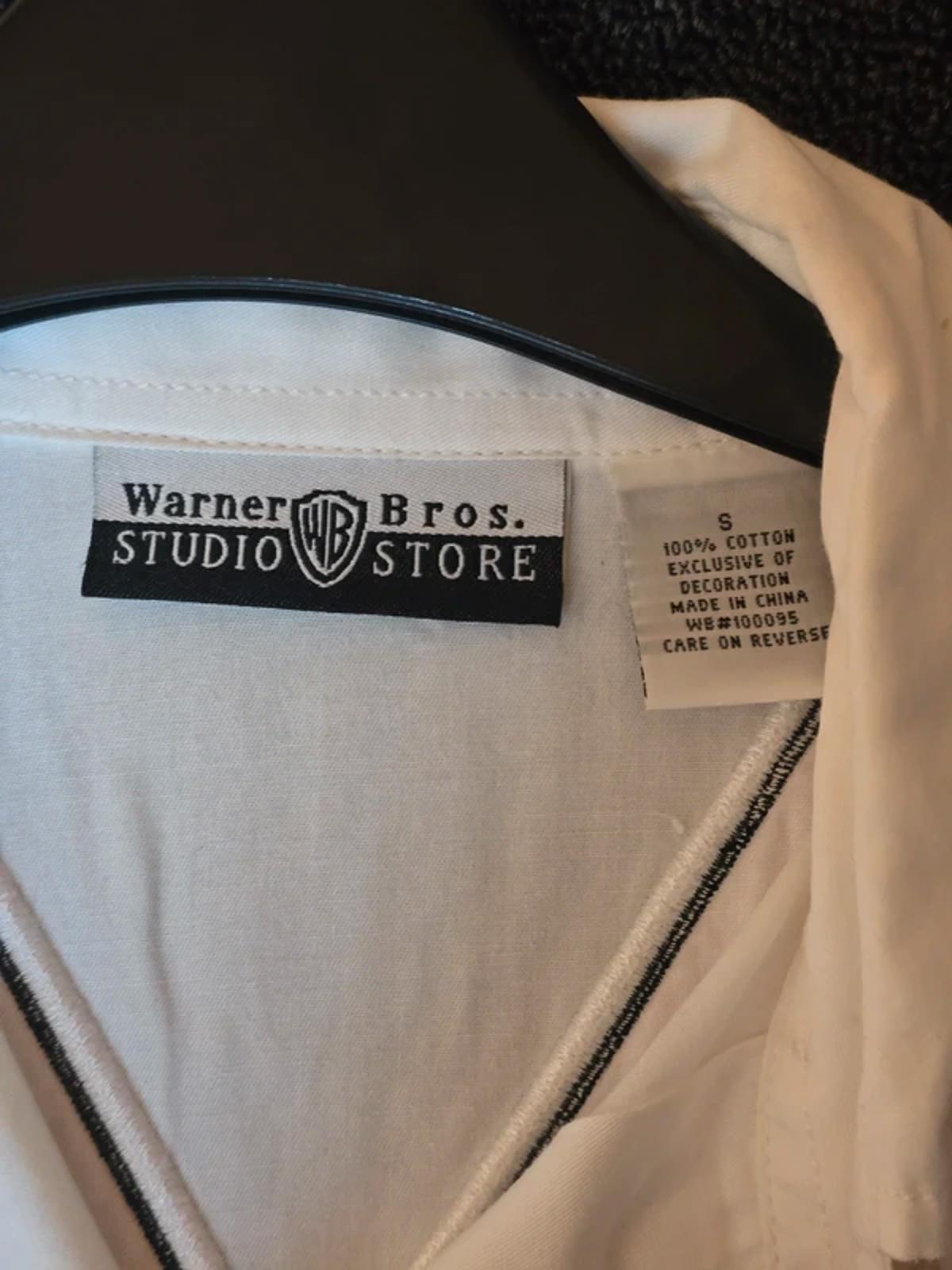 Vtg 90s Warner Bros Studio Store Looney Tunes Embroidered Shirt Small BugsBunny