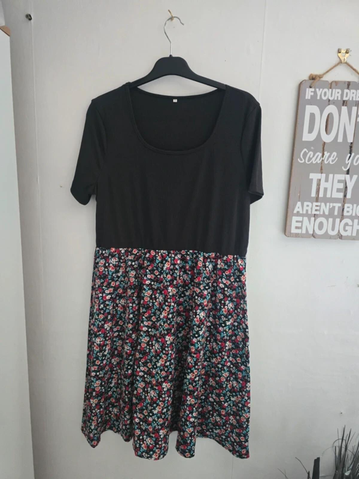 Shein Black Multicoloured Floral Flared Knee-Length Dress XL Size 16-18