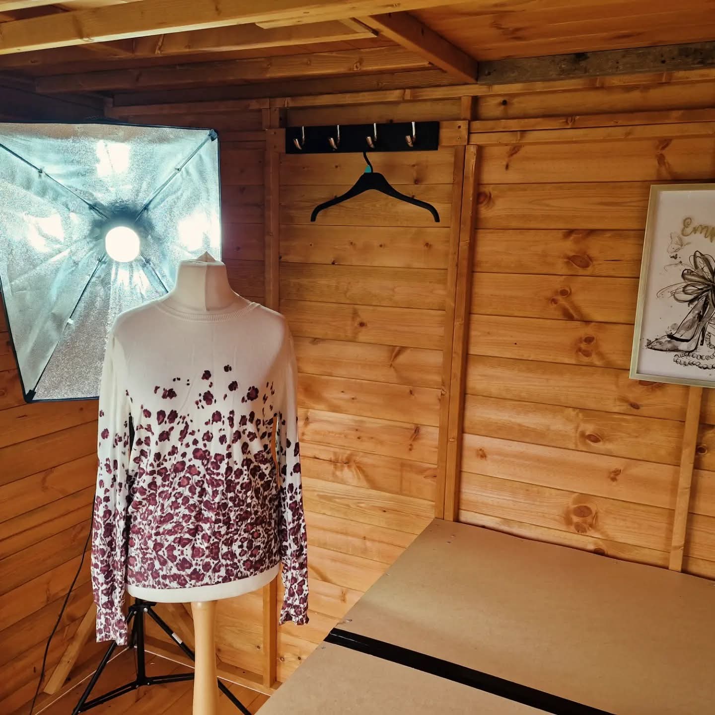 Cheap affordable preloved secondhand clothes 