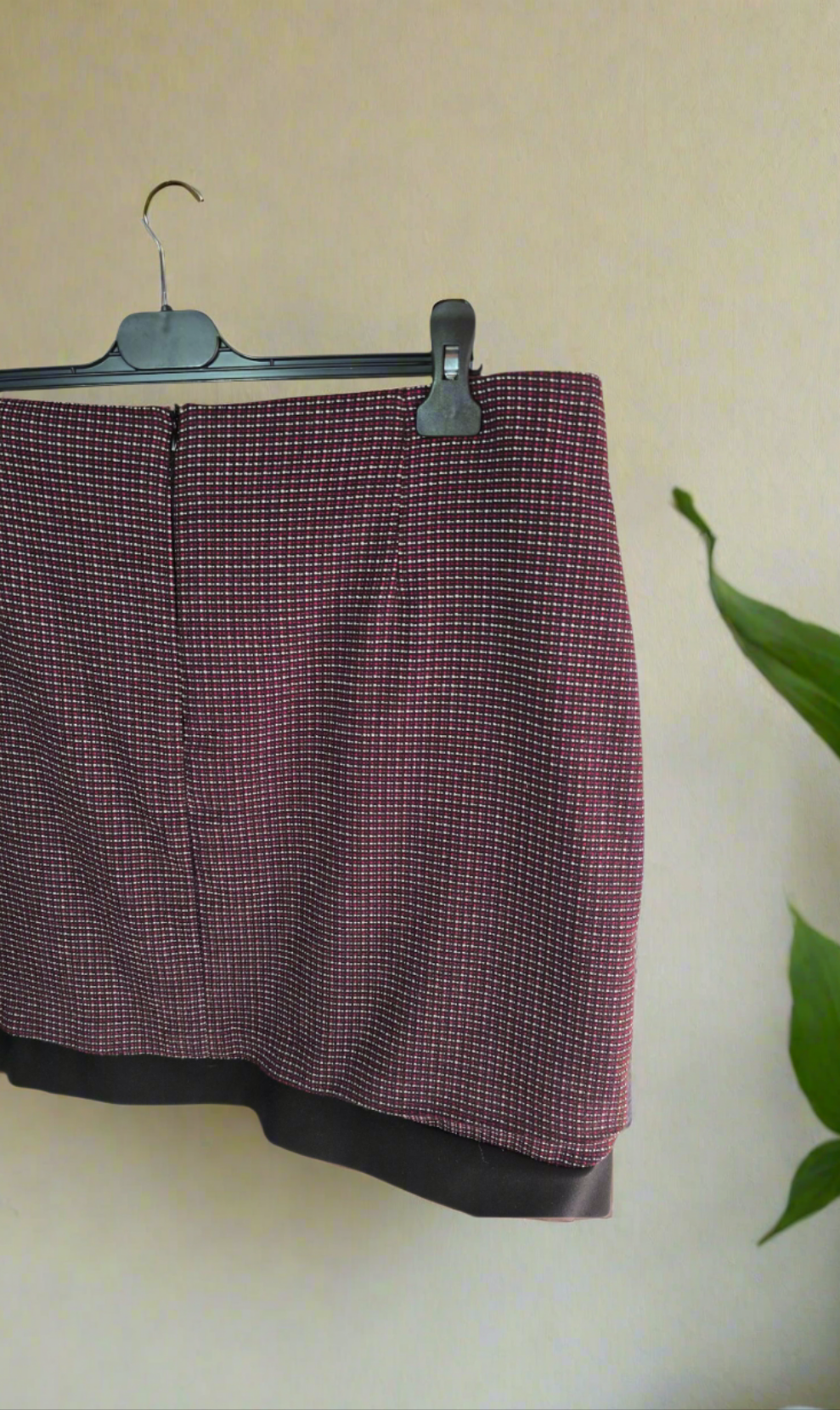 Tu black & pink patterned mini skirt size 18