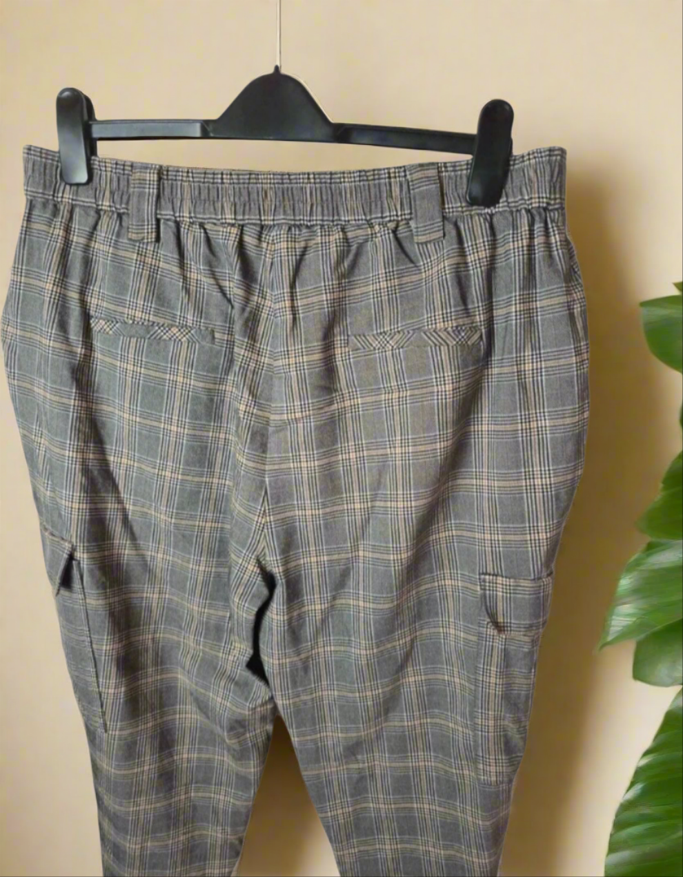 Primark grey checked cuffed elasticated cargo trousers size 18