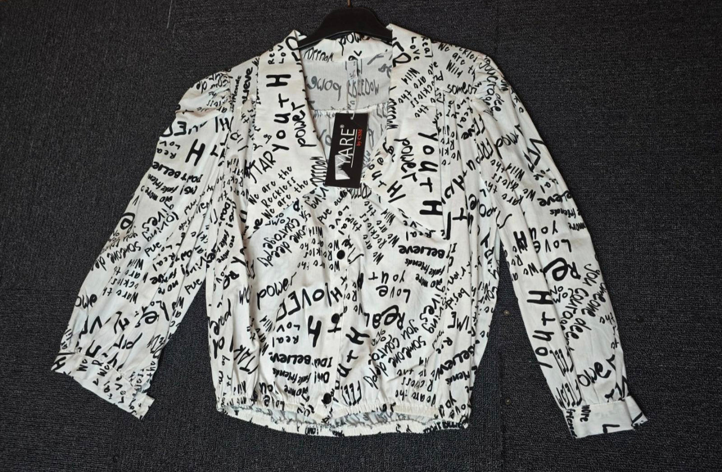 Yare by CSM print black & white crop shirt Nwt size 8/10