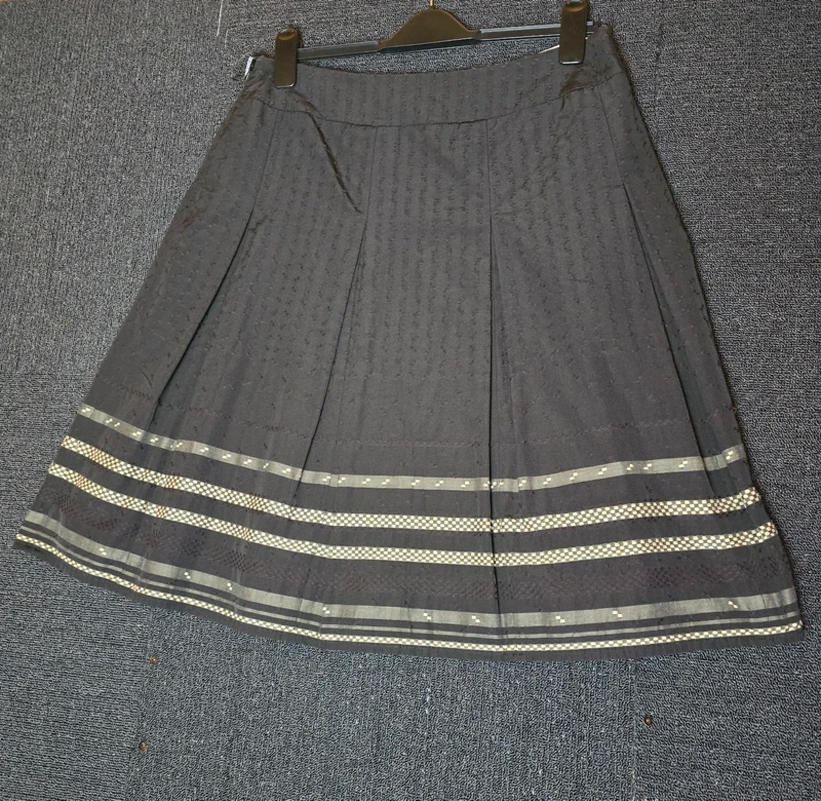 Planet black & beige flared midi length skirt size 12
