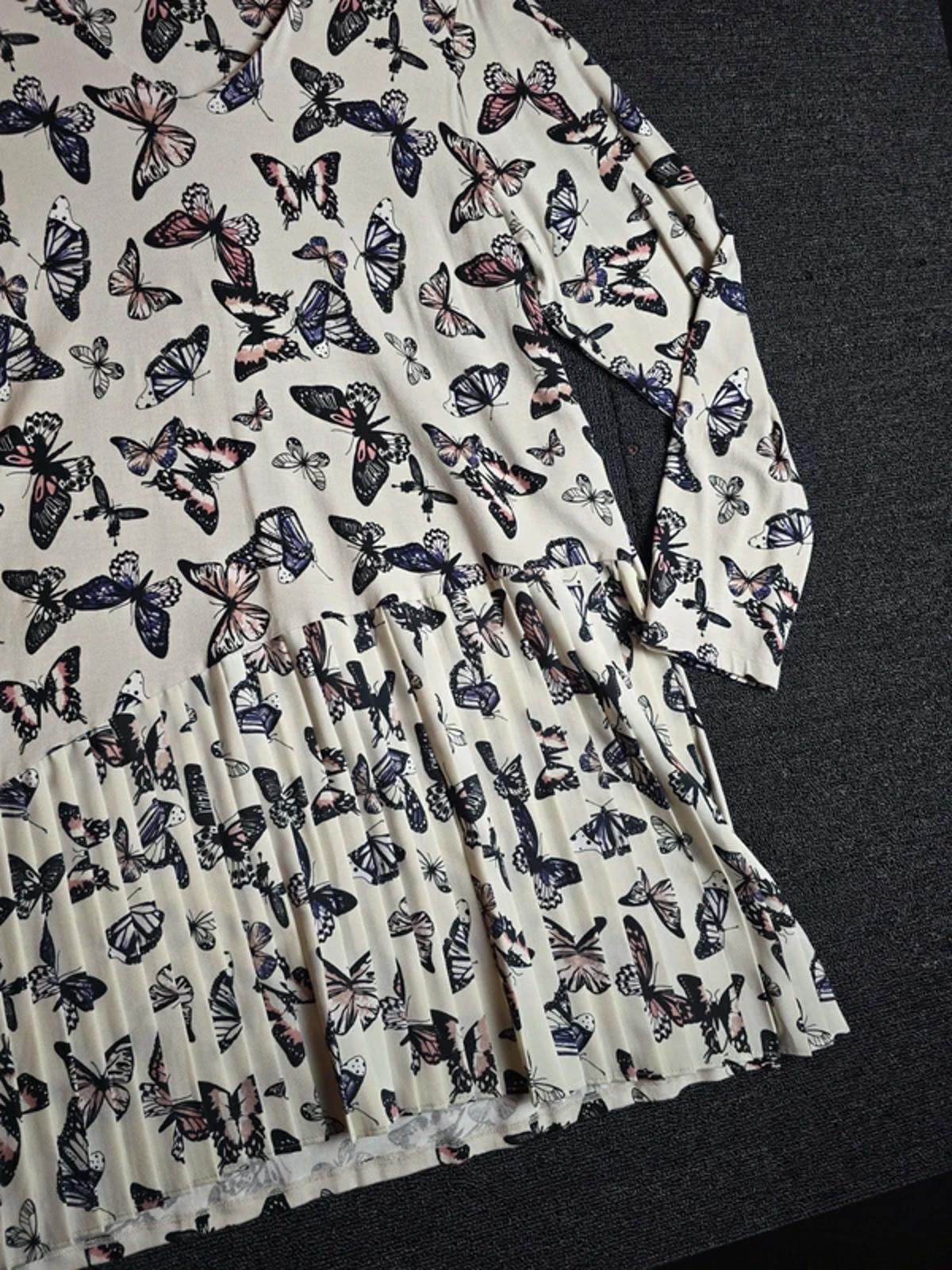 Per Una Top Size 18 Cream Pleated Causal