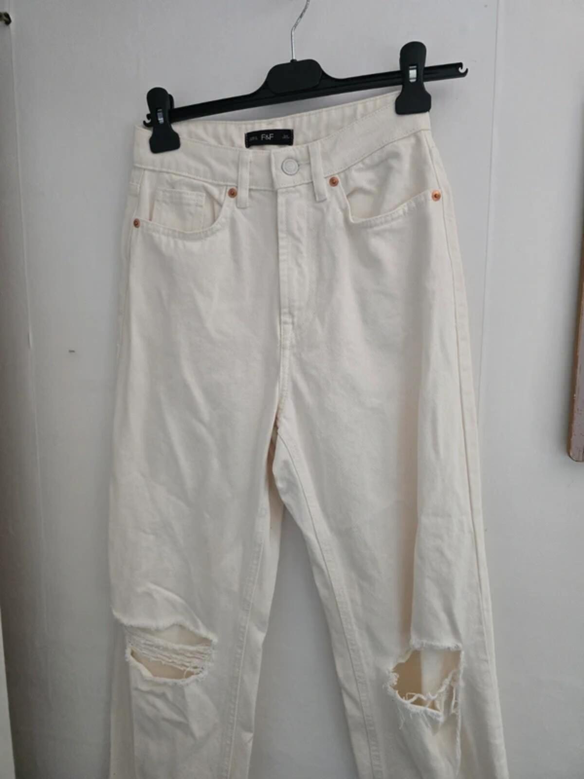 F&F White Distressed High-Waisted Straight Leg Jeans Size 6