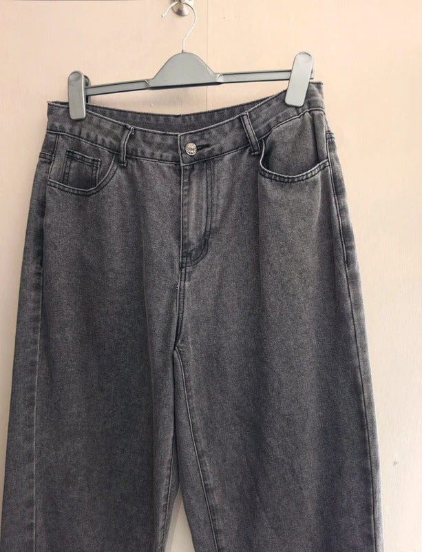 ROMWE Grey High Waisted Flared Jeans Spider Design – Size L (UK Size 12–14)