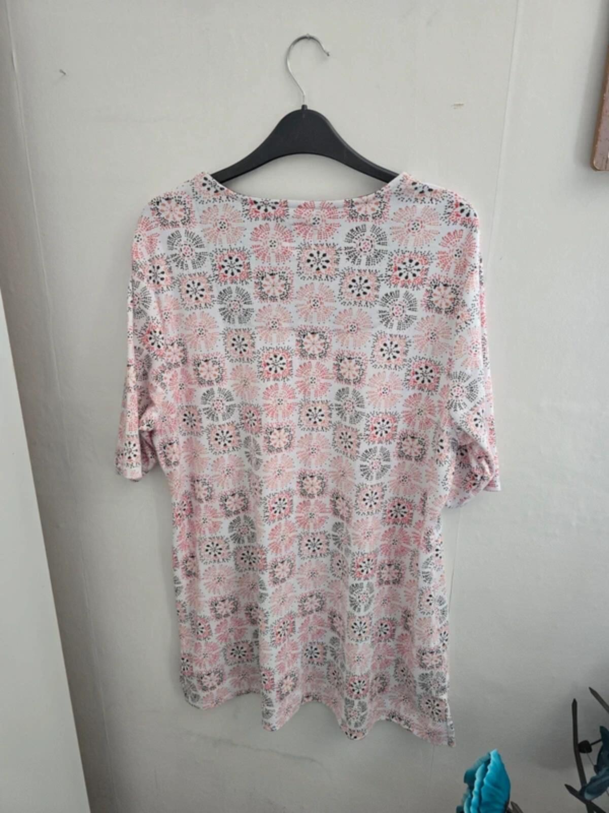 Tigi White & Orange Patterned Longline Tee Size 18-20