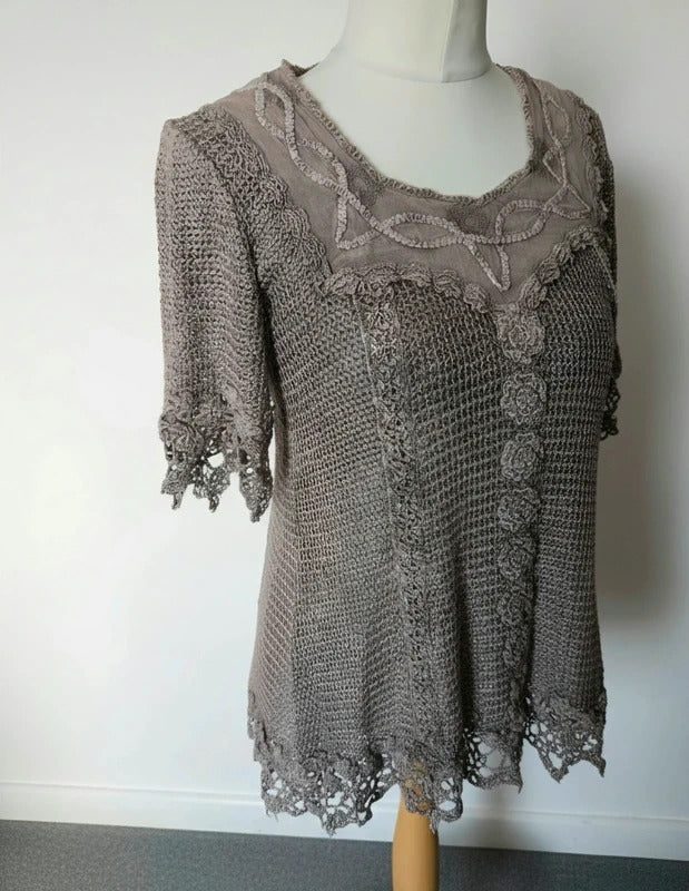 Ann Balon Vintage Light Brown Crochet Lace Top – 16.5" PTP
