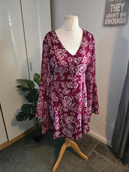 Beautiful Brave Soul Burgundy Floral Dress Flared Sleeves - Size 10/12