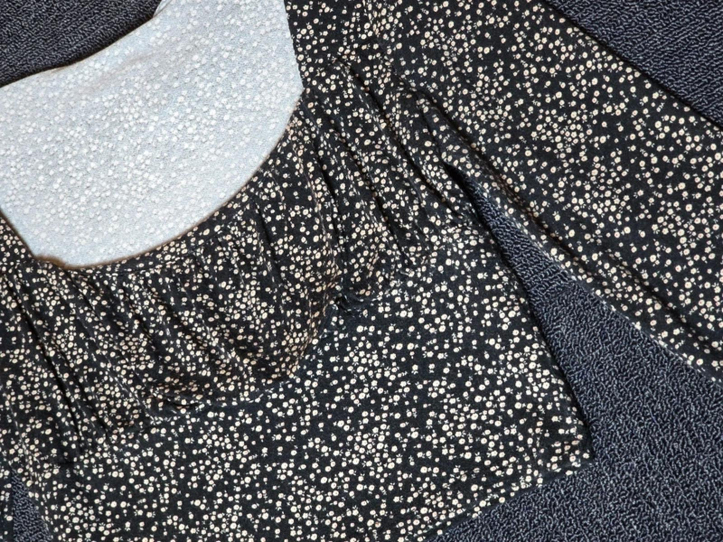 Topshop Long Sleeve Ruched Crop Top size 12