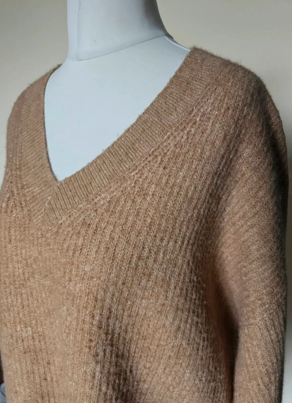 Primark Beige Knitted V Neck Relaxed Fit Jumper Size 10-12