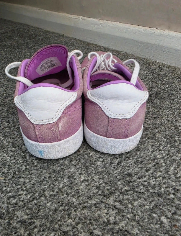 Converse Lilac Low Top Lace Up Canvas Trainers Sneakers Size 4