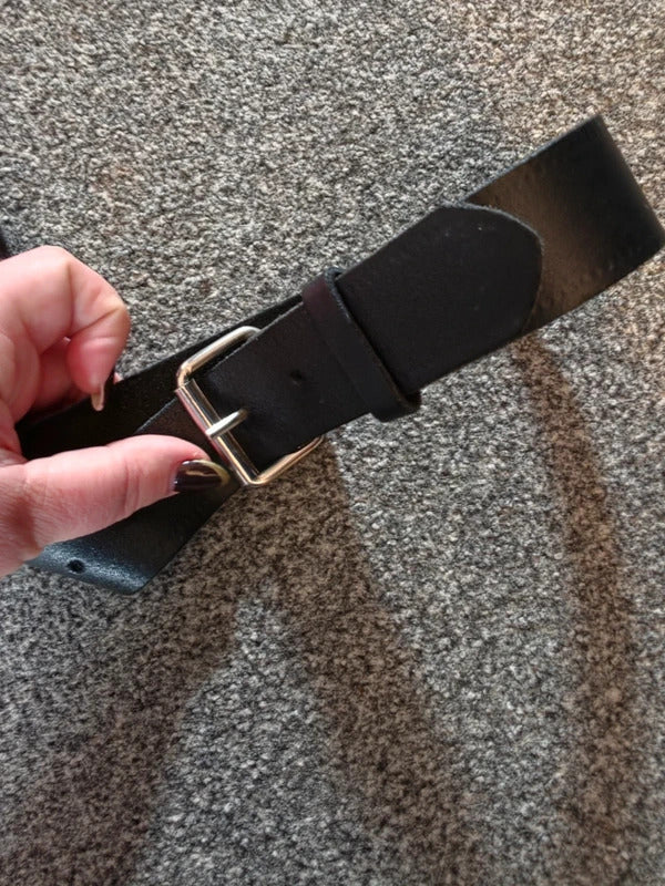 Black Real Leather Belt Silver Buckle Size Medium 102cm