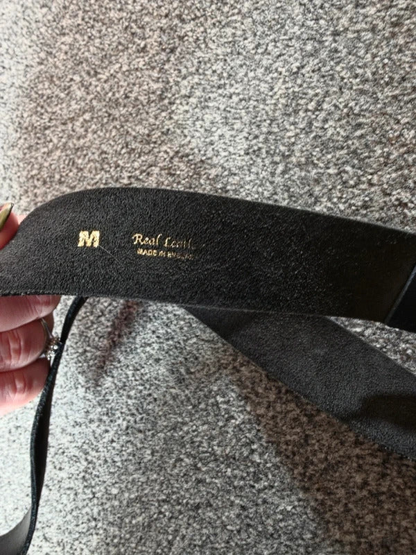 Black Real Leather Belt Silver Buckle Size Medium 102cm