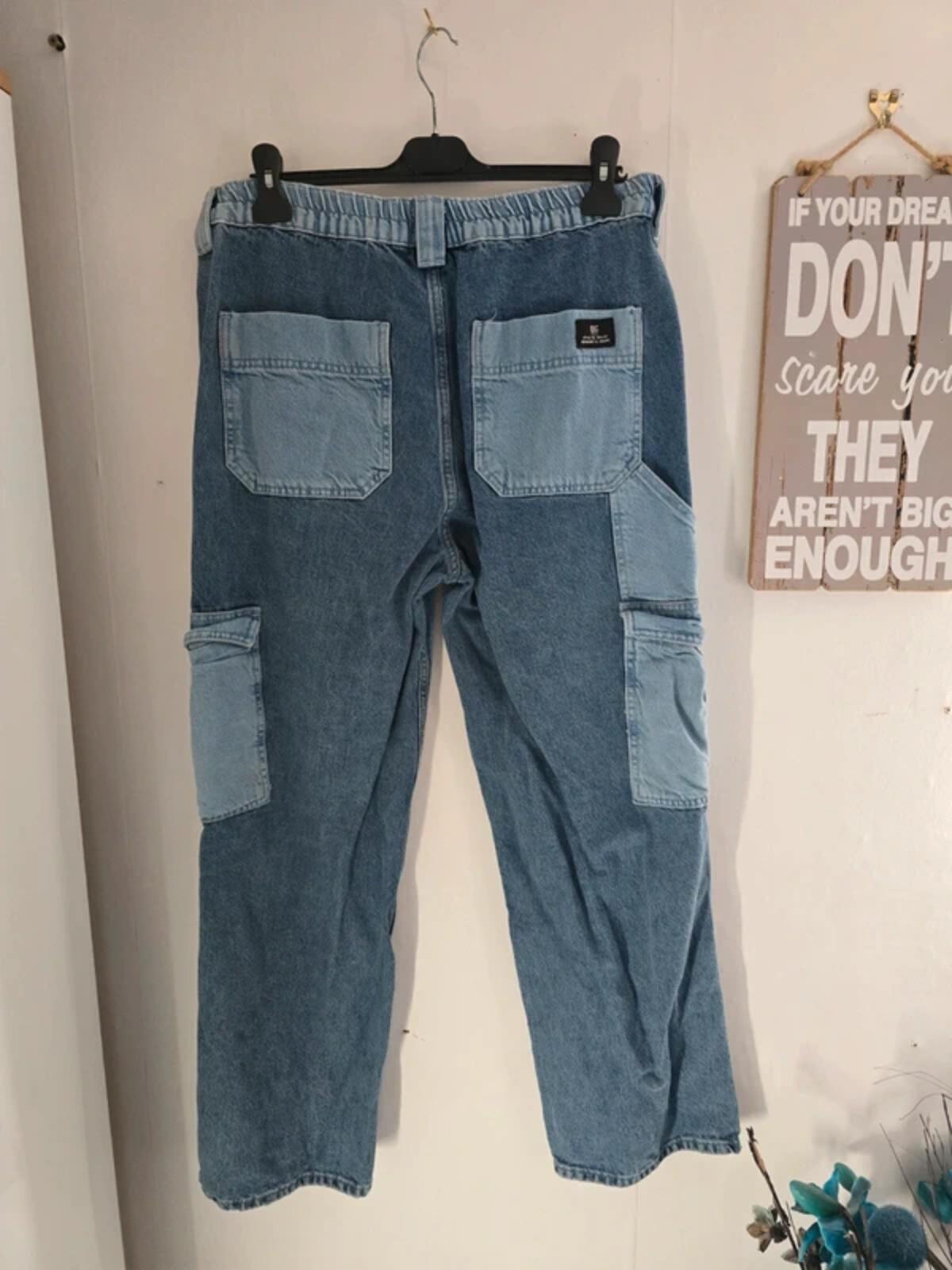 BDG Urban Outfitters Patchwork 'Skate' Cargo Jeans W32 L32 Size 14-16
