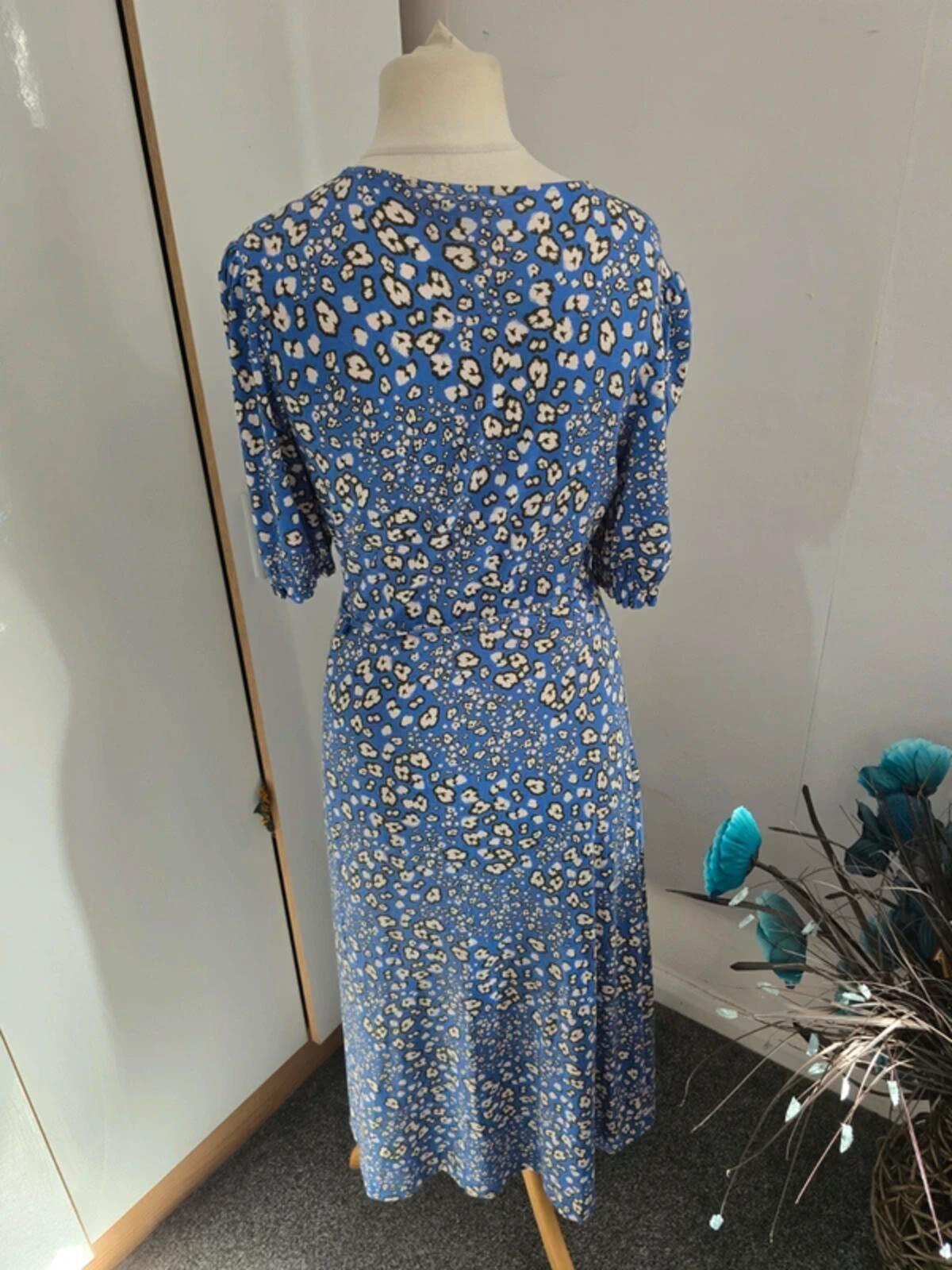 Marks & Spencer Blue Animal Print Midi Fit & Flare Dress Size 10 Reg