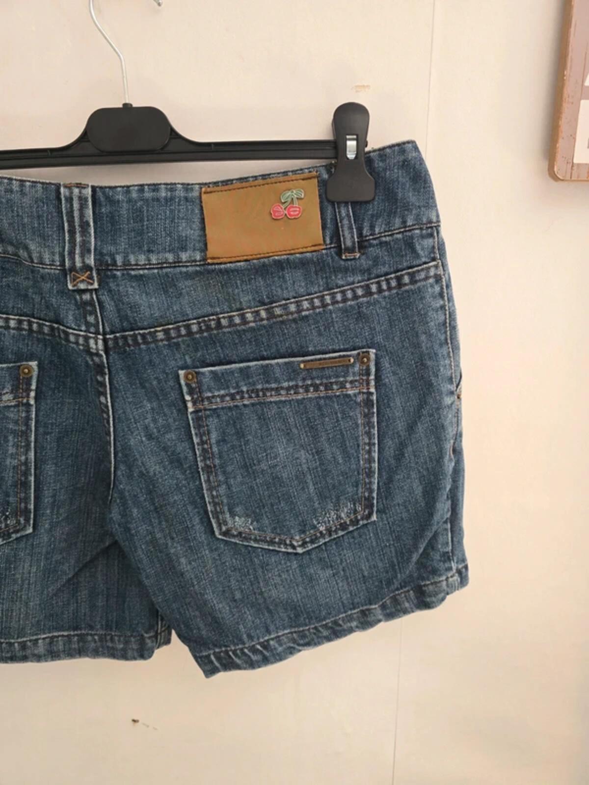 Pull & Bear 'Sicko Nineteen' Distressed Denim Shorts Size 12