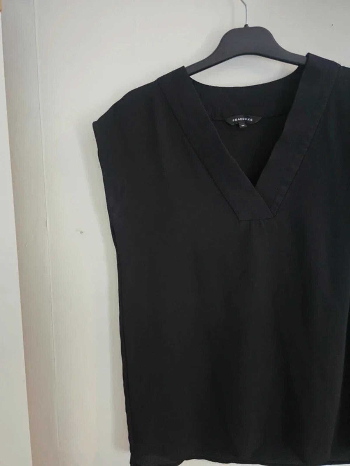 Peacocks Black Oversized Short Sleeved Blouse - Size 10