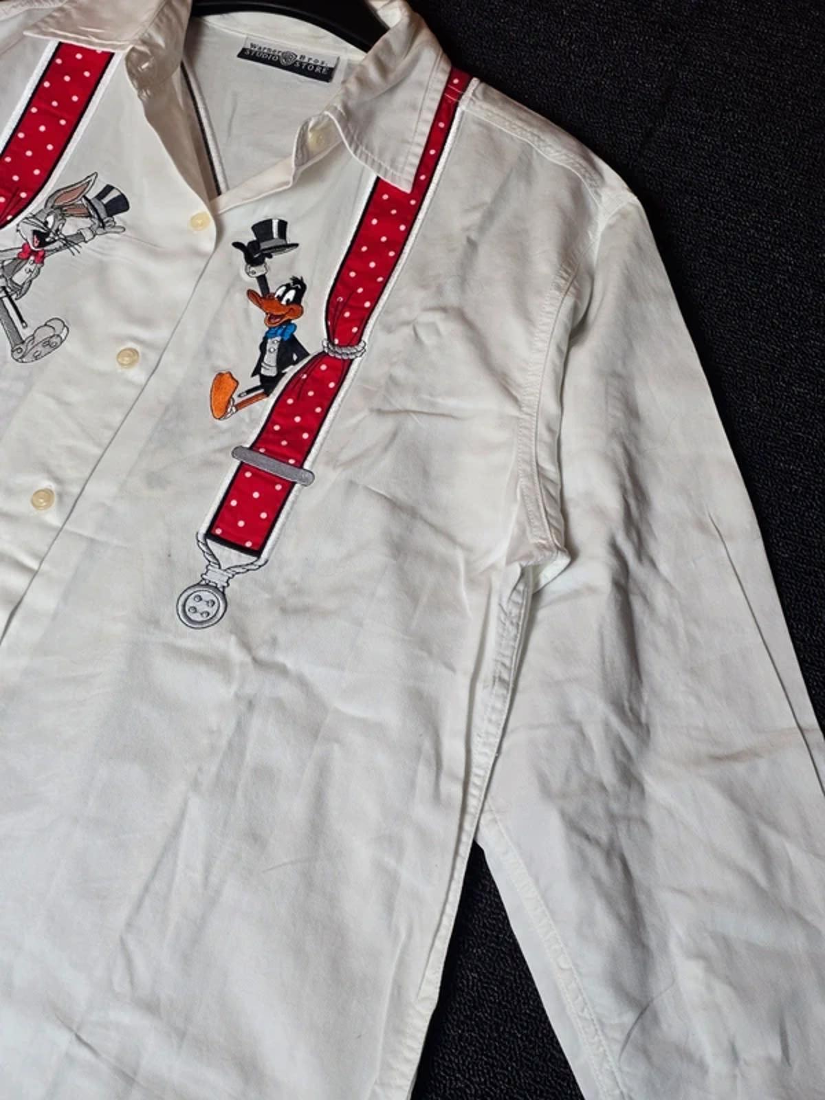 Vtg 90s Warner Bros Studio Store Looney Tunes Embroidered Shirt Small BugsBunny