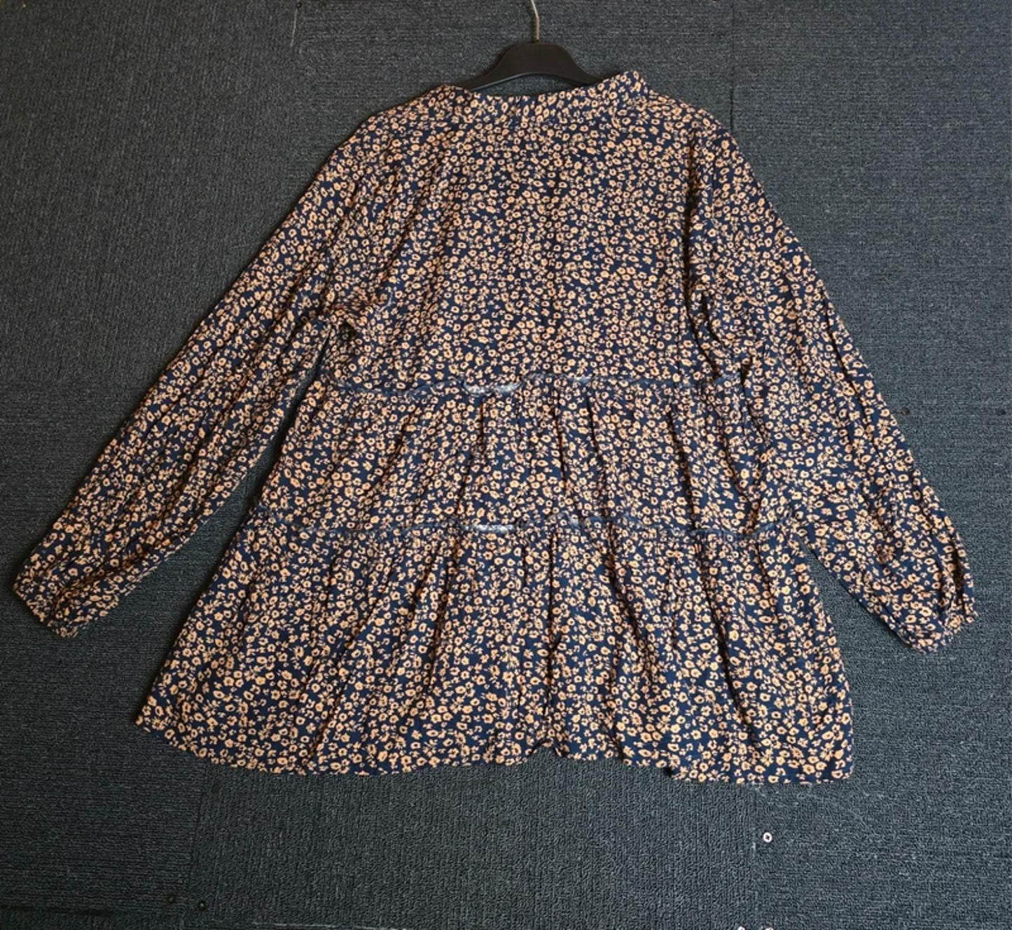 Bonmarche Autonomy Black & Burnt Orange Floral Smock Blouse Size 10/12