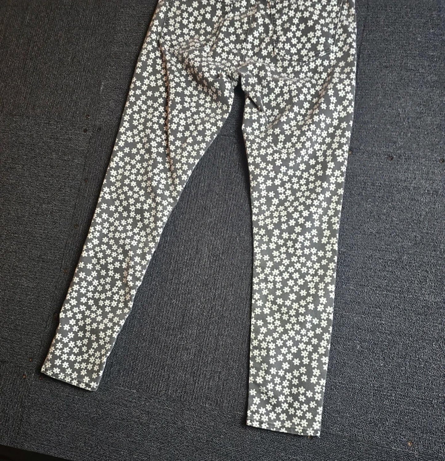 Topshop MOTO Leigh Floral Jeans Black White Skinny High Waist W28 L30 Size 10