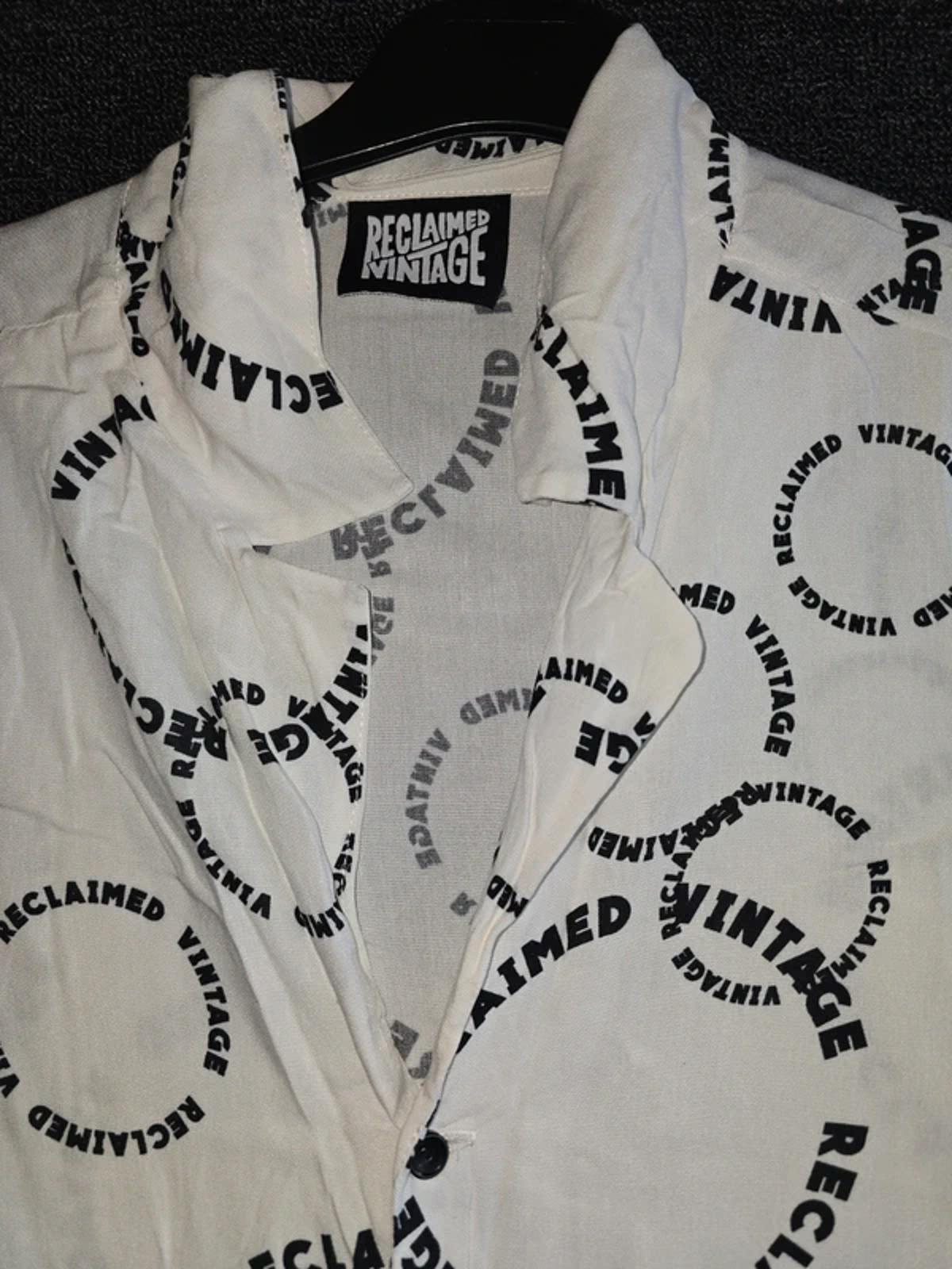 Reclaimed Vintage White Graphic Shirt Men's Size M