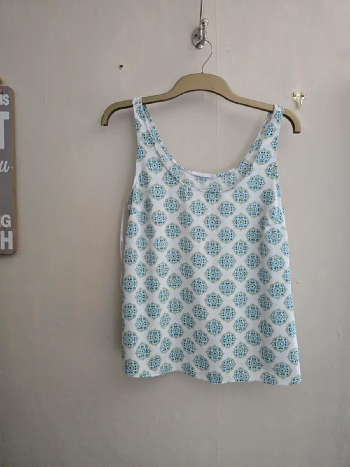 Primark White & Green Patterned Vest Top Relaxed Fit Size 14