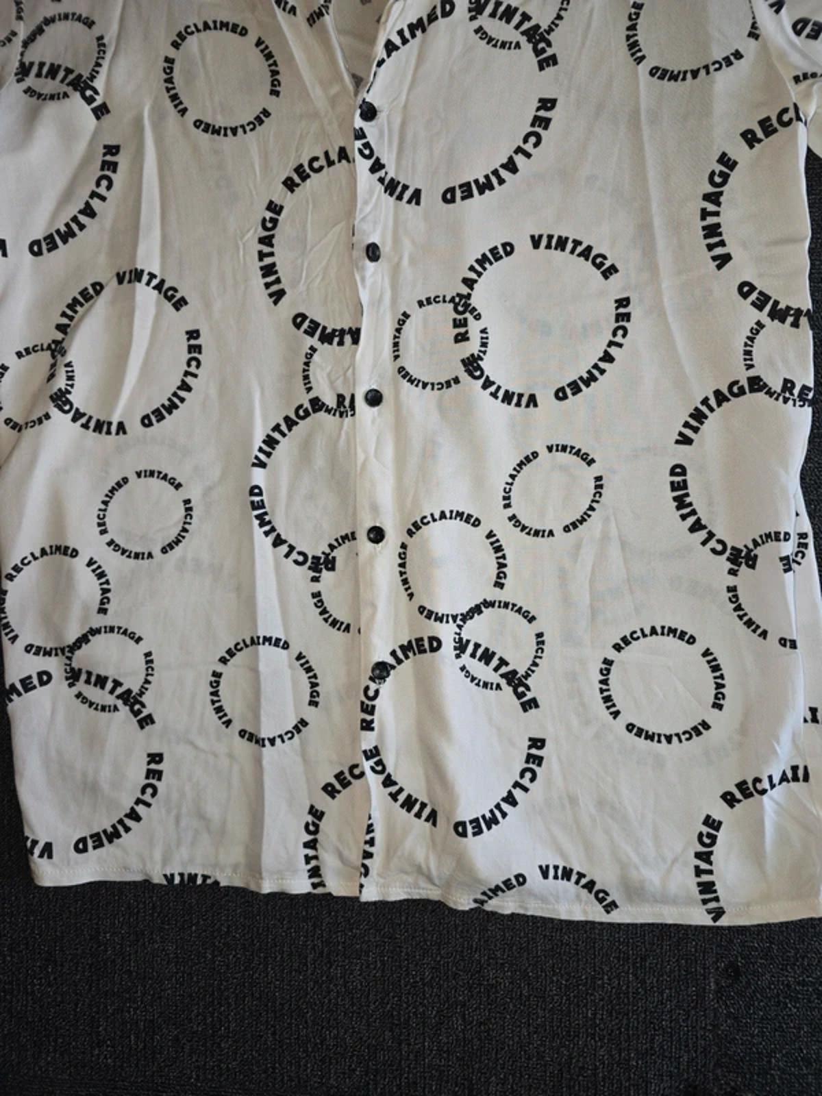 Reclaimed Vintage White Graphic Shirt Men's Size M