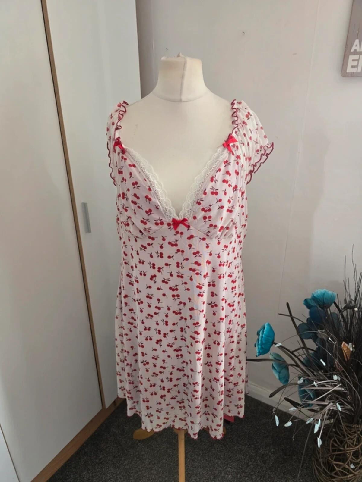 Romwe White & Red Cherry Print Lace V-Neck Dress Size 2XL Size 20