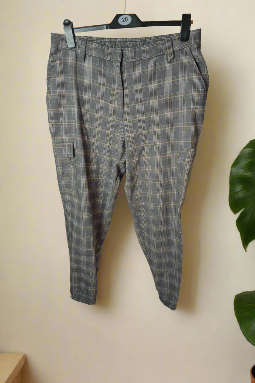 Primark grey checked cuffed elasticated cargo trousers size 18