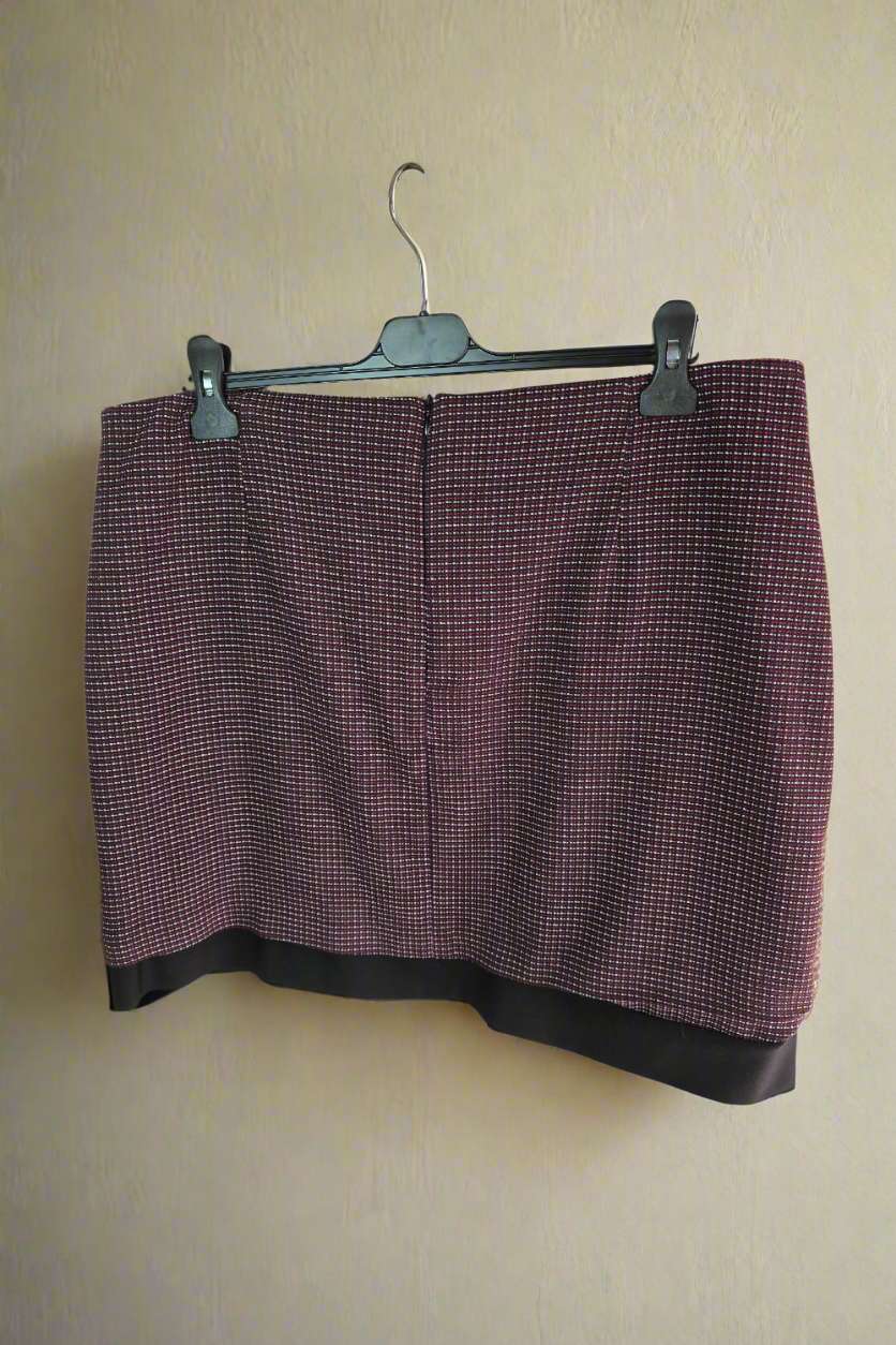 Tu black & pink patterned mini skirt size 18