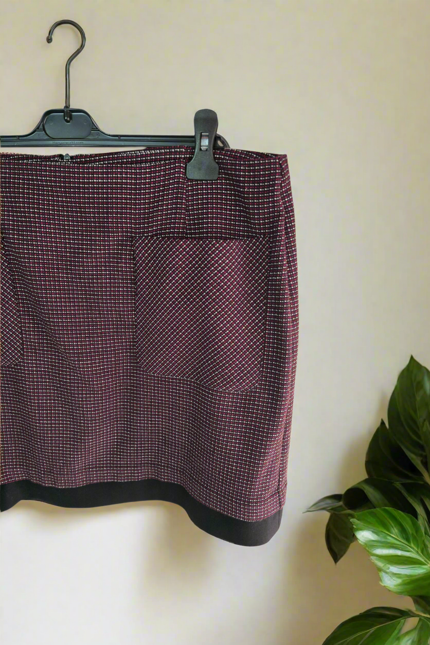 Tu black & pink patterned mini skirt size 18