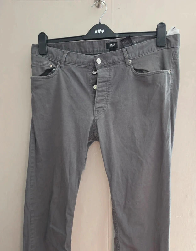 H&M Men's Grey Slim Fit Cotton Blend Button Fly Chinos W34