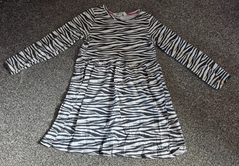 H&M Girls Black & White Zebra Print Long Sleeve Cotton Dress Age 5-6 Years