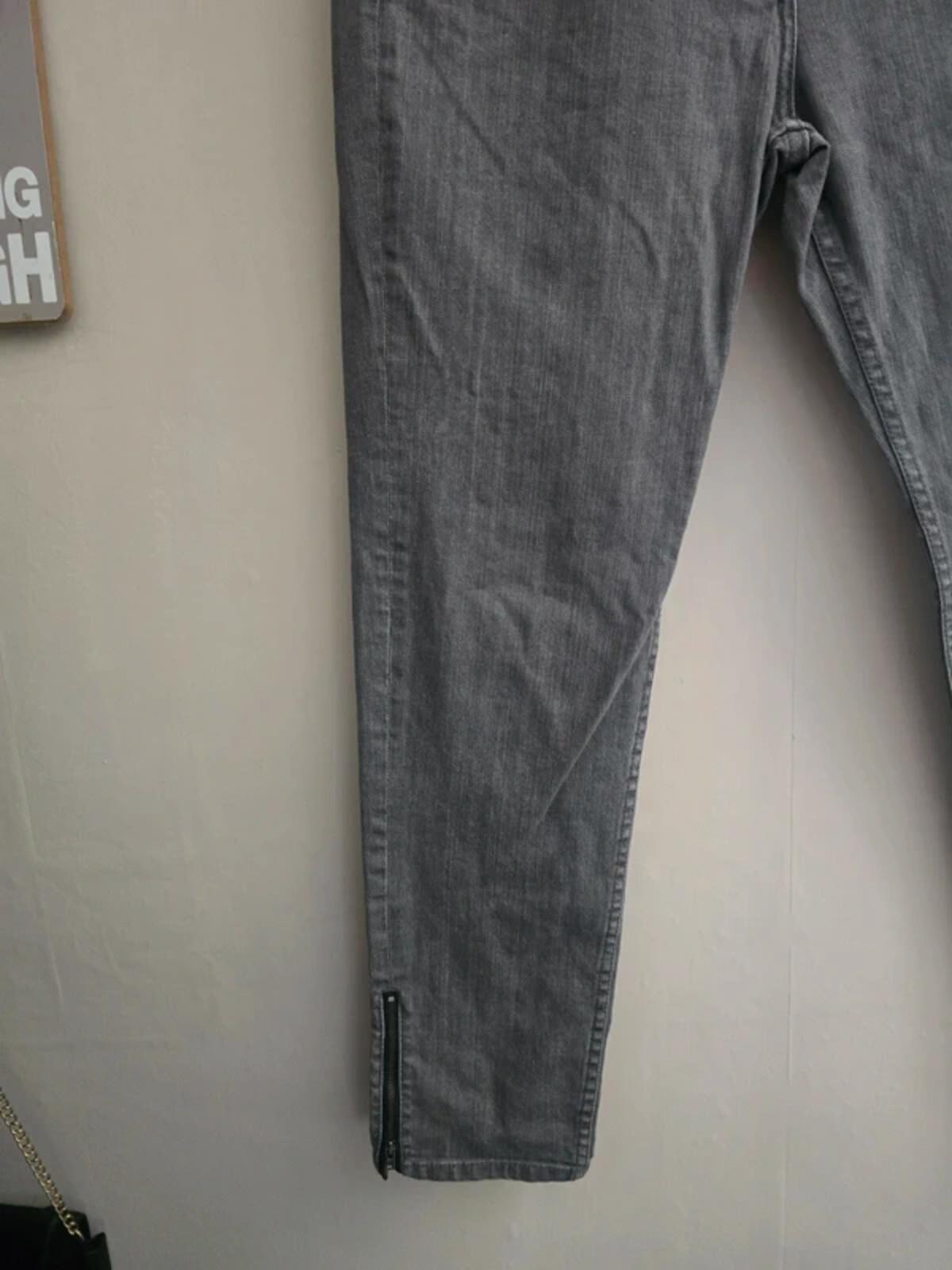 Farhi by Nicole Farhi Grey Slim Leg Jeans – Size 14 – Mid Rise Ankle Zip Detail