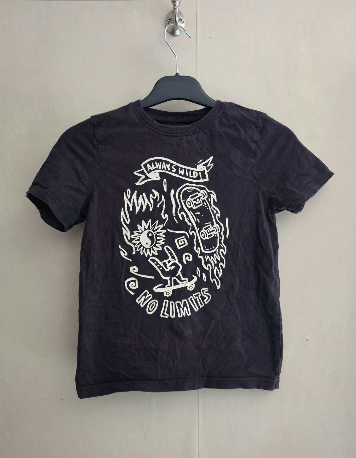George Boys Black & White Graphic T-Shirt Age 8-9 Years