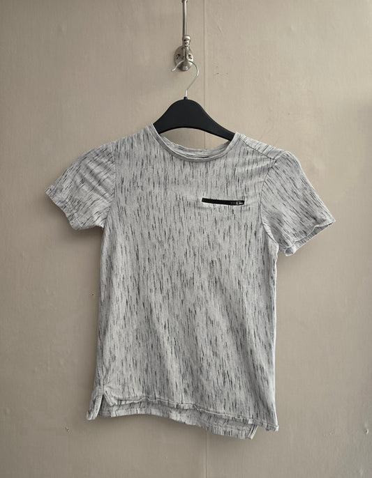 George Boys Grey Short Sleeved t-shirt age 7-8years