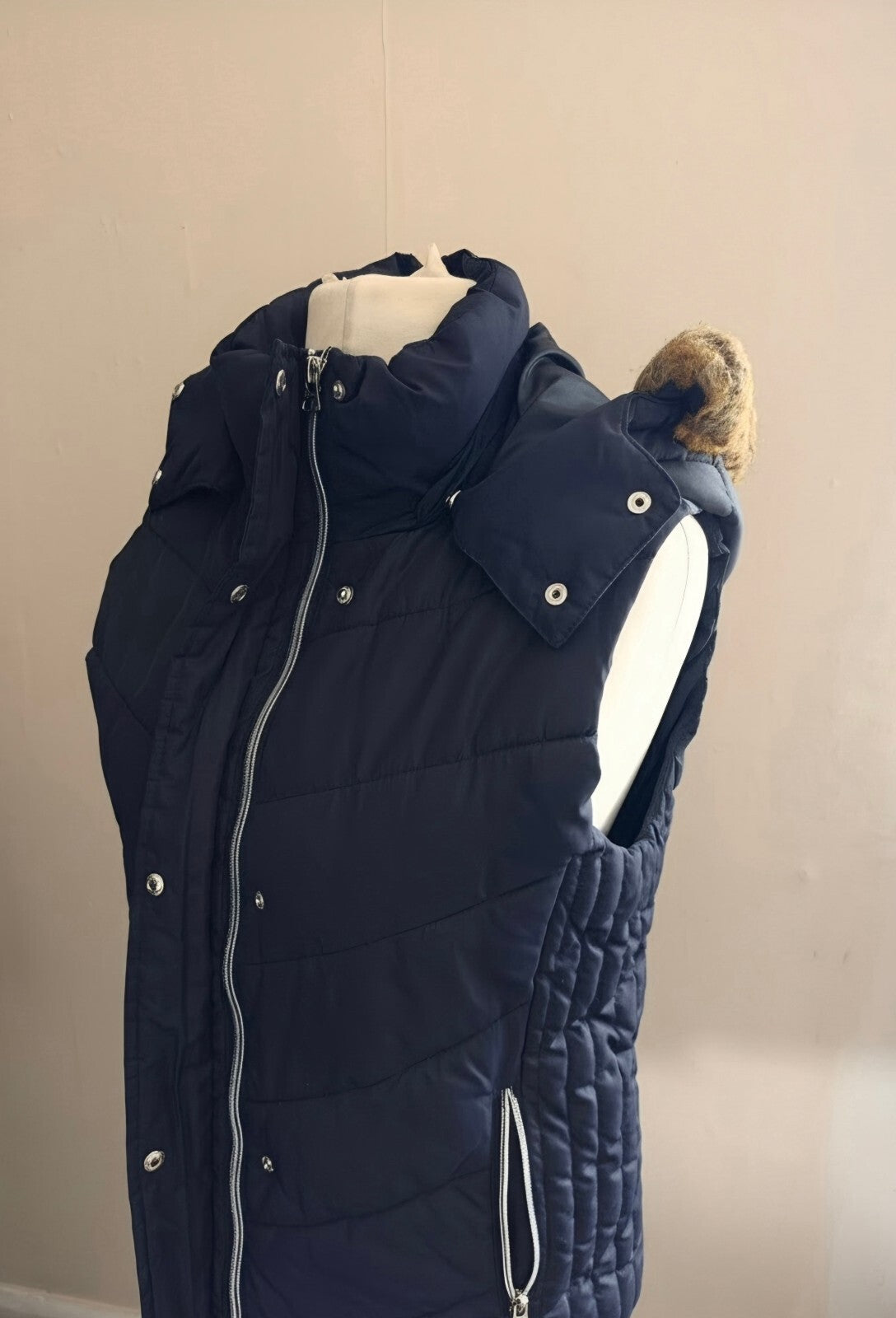 H&M L.O.G.G. Navy Blue Padded Puffer Gilet with Faux Fur Hood Size 10